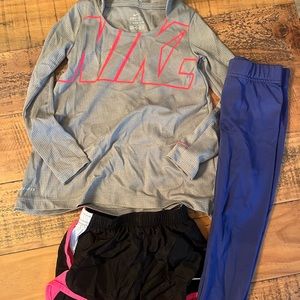 Girl’s Nike 4T